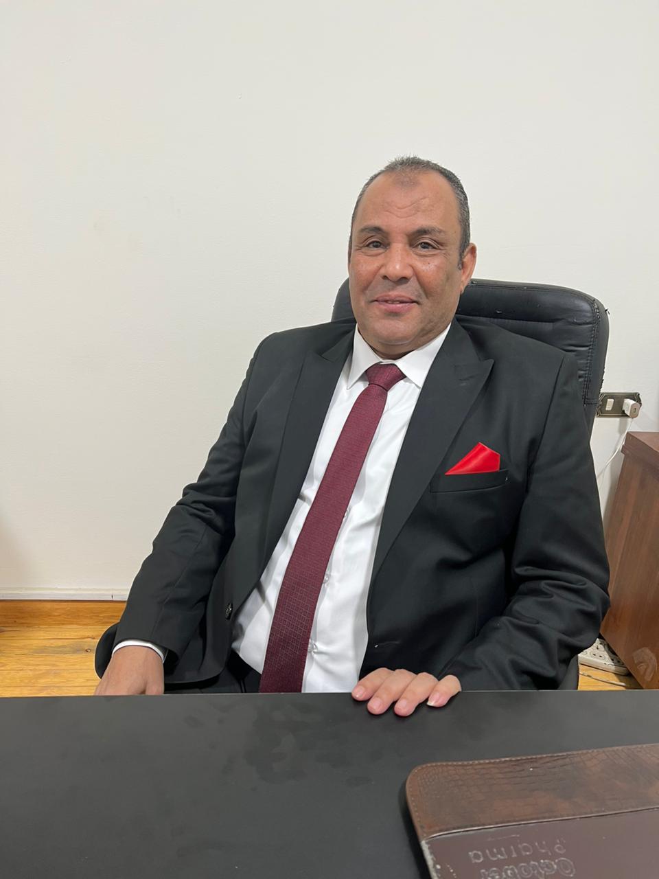 عصمت إسماعيل